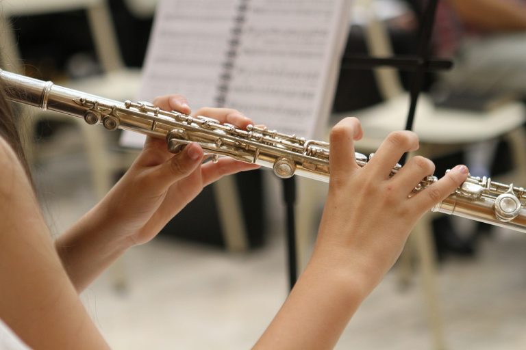 Are Wood Flutes Played Like Silver Flutes?